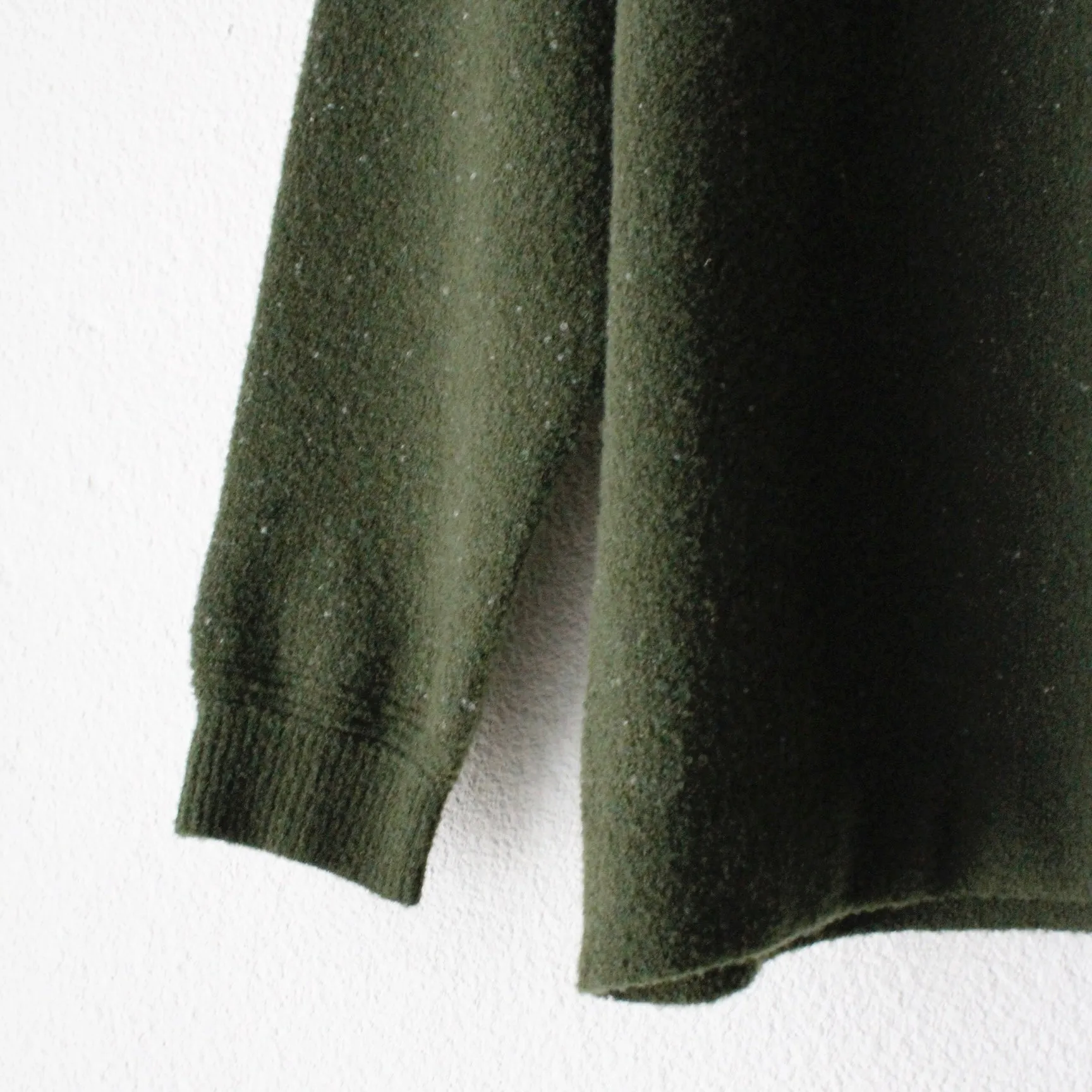 Boucle Crewneck Knit（HAWAII）