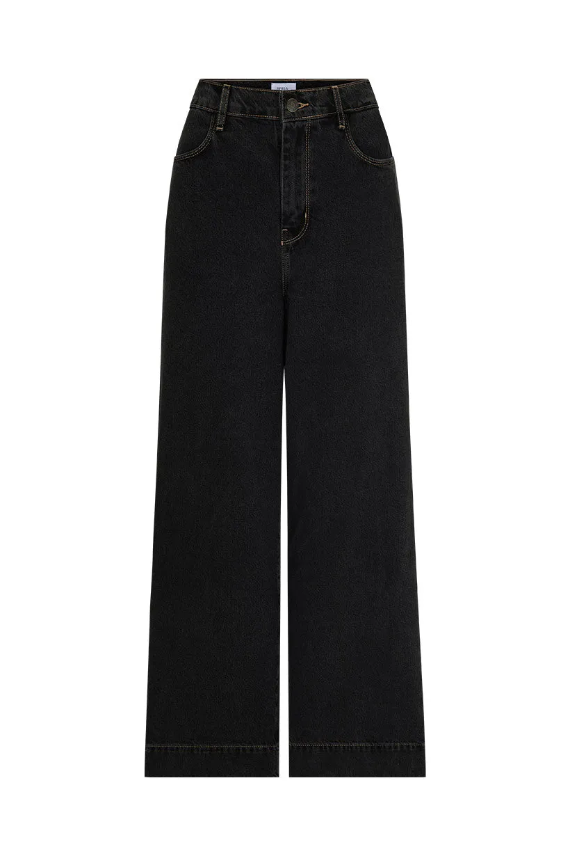 Classic Straight Leg Jean