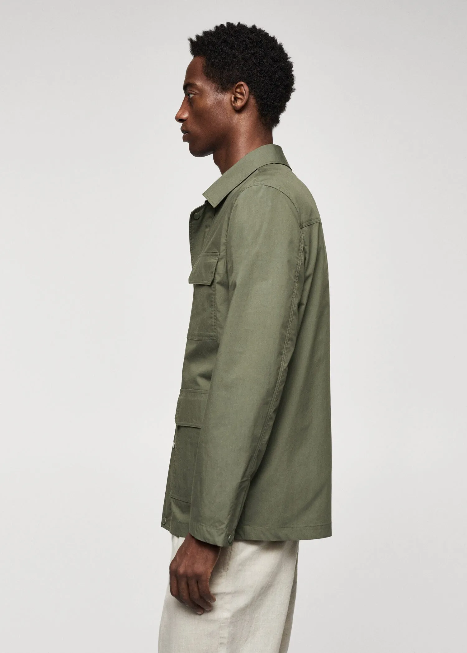 Light cotton jacket with pockets
